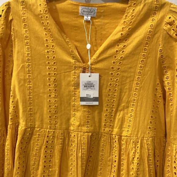 Mud pie Raylee Eyelet Dress Size Small - Picture 5 of 11